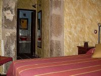 Dormitorio 01: Ñuflo de Chaves