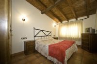 Habitación doble con cama de matrimonio de 150 cms.